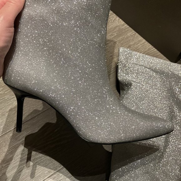 ⭐Host Pick⭐Zara sparkly pull on boots - NWT - Picture 5 of 7